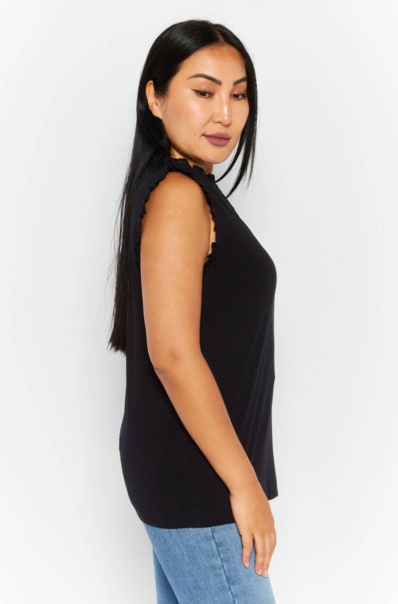 Women Round Neck Sleeveless Plain Top, Black