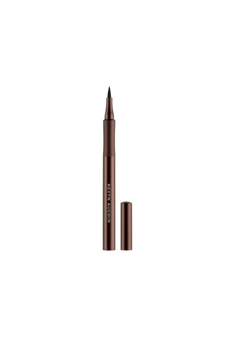 The Precision Liquid Liner Basic Black