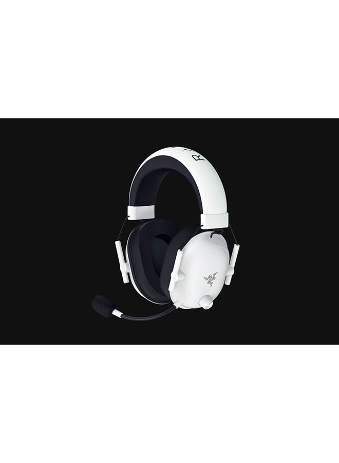 Razer BlackShark V2 HyperSpeed Wireless Gaming Headset, 280g Lightweight, THX Spatial Audio, Bendable Mic, 50mm Drivers, 2.4GHz, Bluetooth or USB, 70 Hr Battery w/USB Type C Charging - White Edition