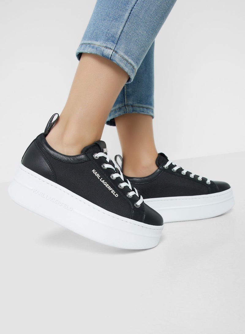 Kobo Low-Top Sneakers