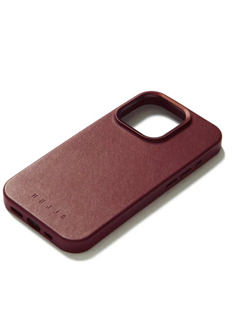 Mujjo Leather Case for iPhone 15 Pro - Leather Case, MagSafe Compatible, Premium European Leather, Slim & Stylish Profile, Enhanced Phone & Camera Lens Protection, Recycled Materials Burgundy