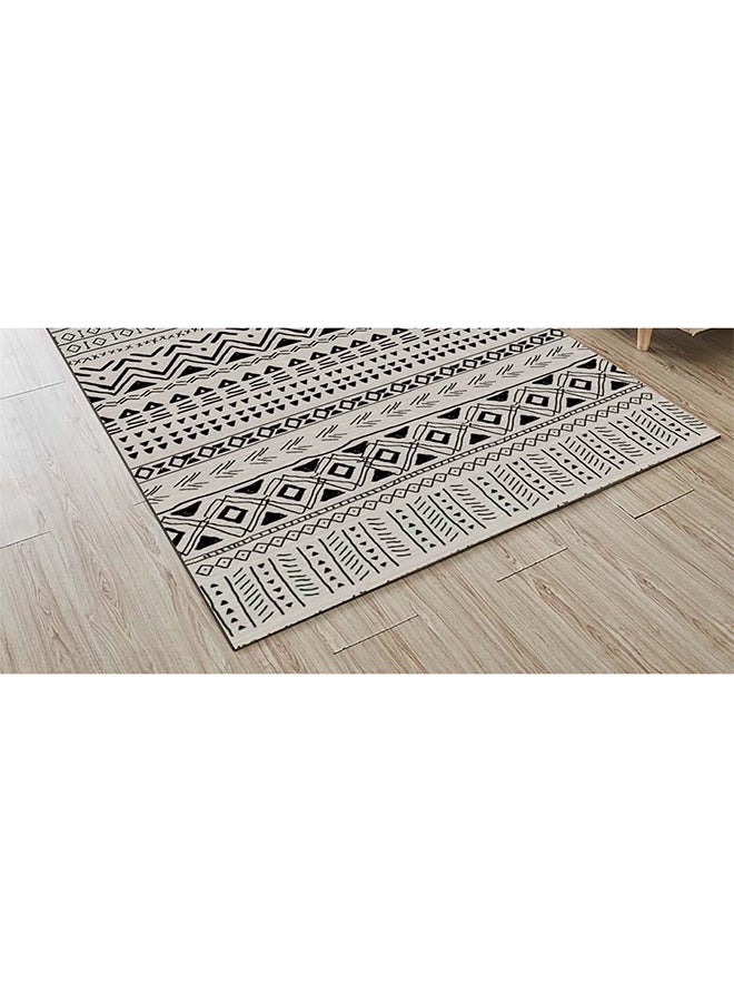 Printed Floor Carpet Polypropylene Off White/Black 140x200cm