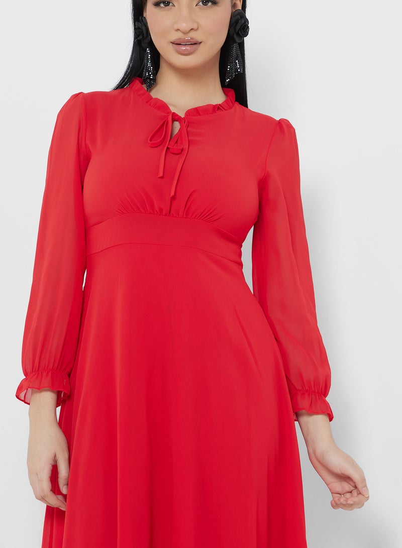 Dress With Neck Tie