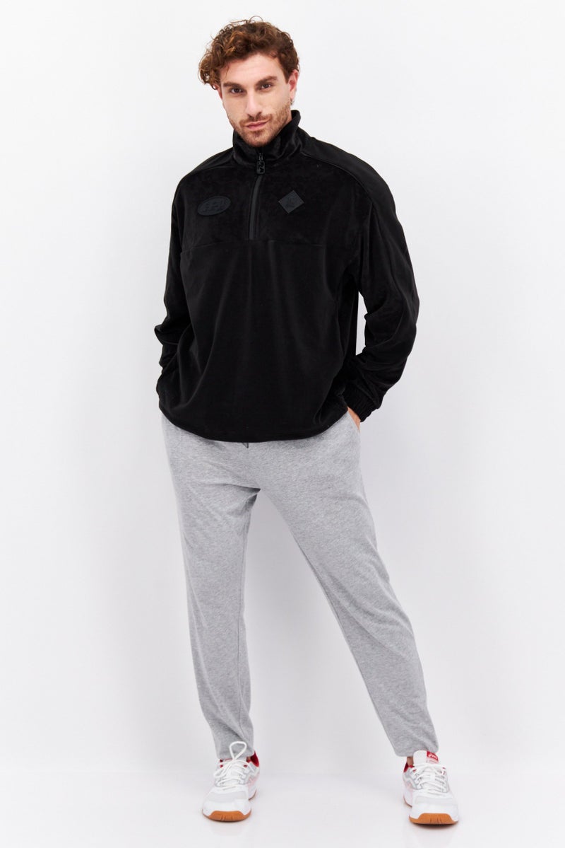 Men Sportswear Fit Long Sleeve Outdoor Sweatshirt, Black