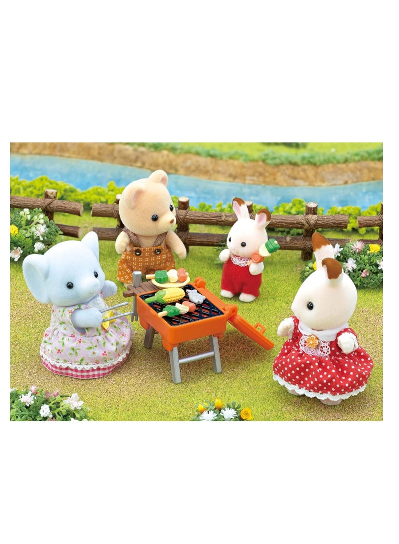 BBQ Picnic Set - Elephant Girl | Includes Exclusive Elephant Girl Miriam Figure, Grill, Table, Chairs & Accessories | Foldable Furniture & Colorful Plates |  Ages 3 & Up