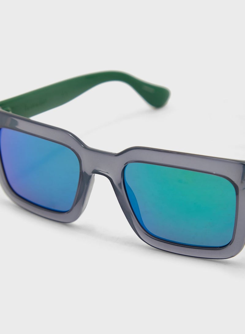 205755Kb752Z9 Oversized Sunglasses