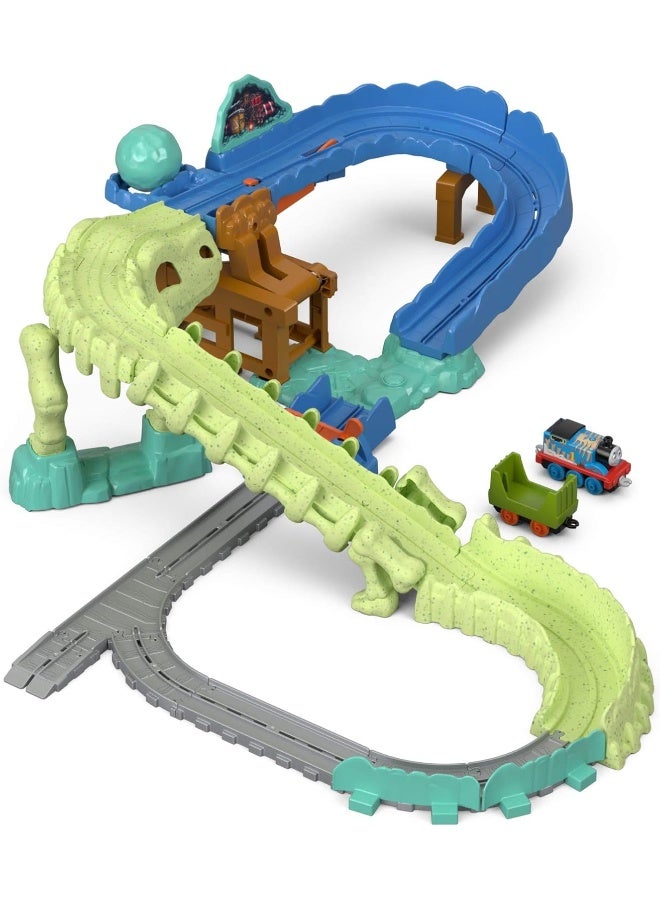 Fisher-Price Thomas Friends FJP86 Dynamite Dino Set Thomas The Tank Engine Toy Train Set Advent