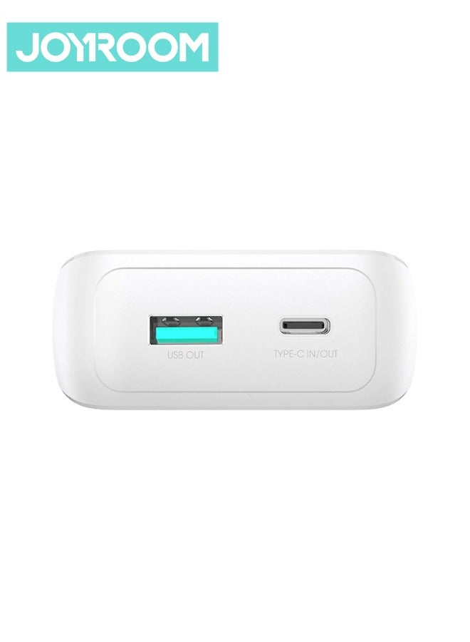 10000 mAh JR-PBC06 30W Mini Power Bank With Built-in USB-C / Lightning Cables White