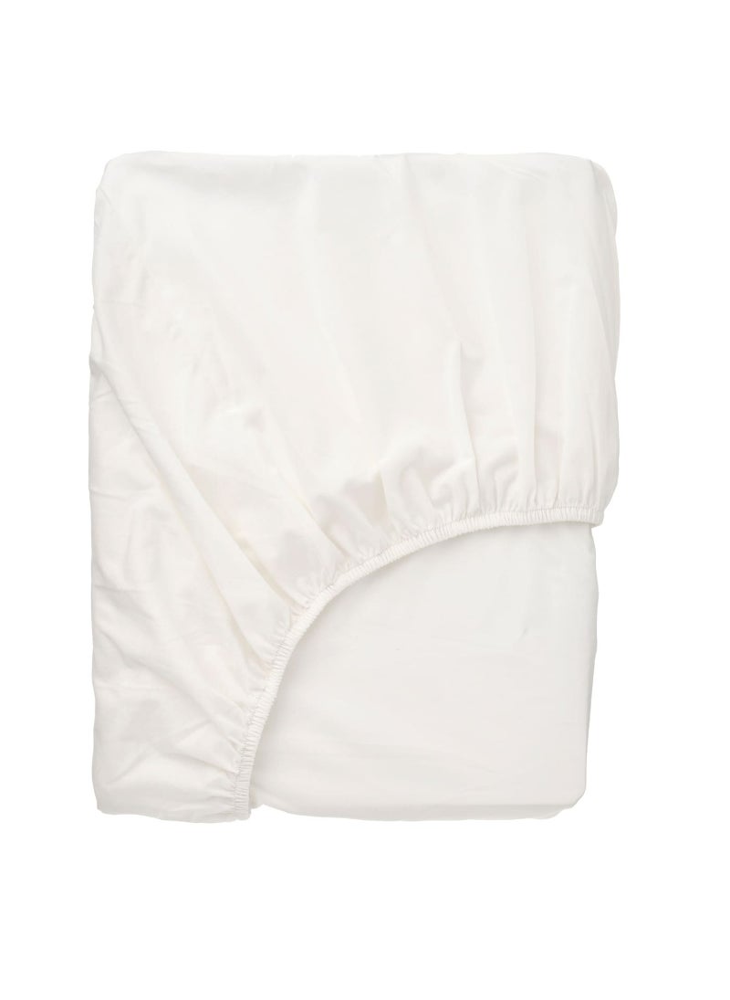 Fitted Sheet, White Soft and Breathable Bedding for a Comfortable Sleep