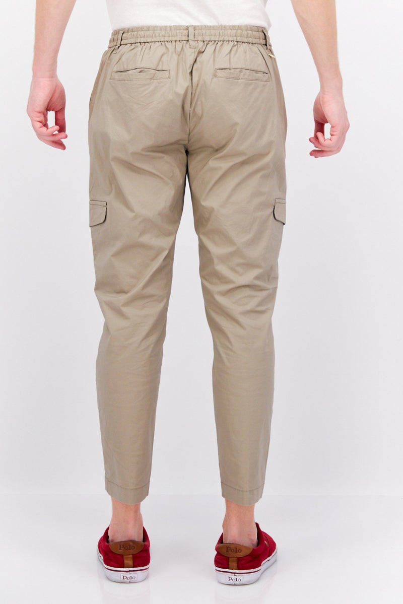 Men Regular Fit Solid Cargo Pants, Stone