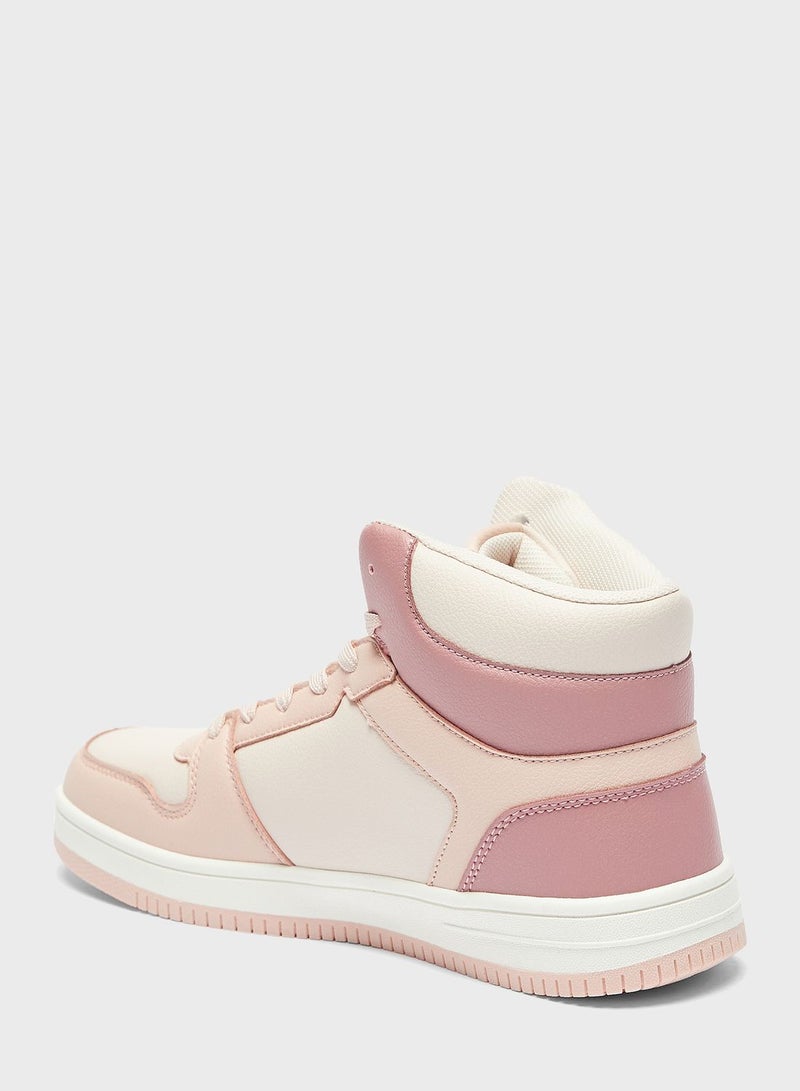 Women's Sneakers