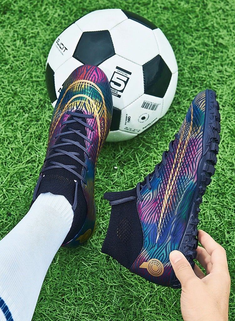 Men's football shoes, suitable for outdoor and indoor professional teenage boy football shoes, men's and women's universal football shoes.