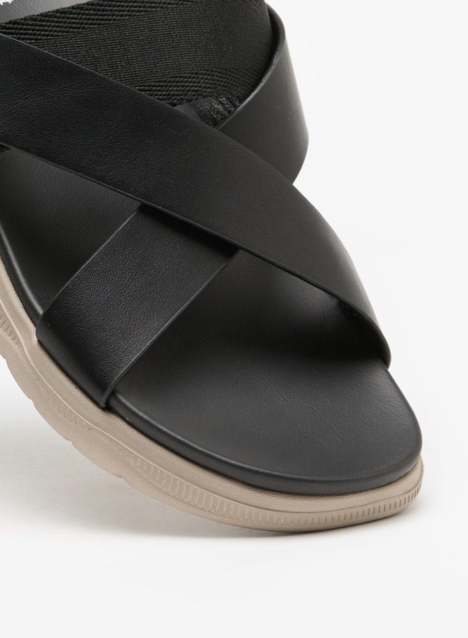 Men Solid Criss Cross Strap Sandals