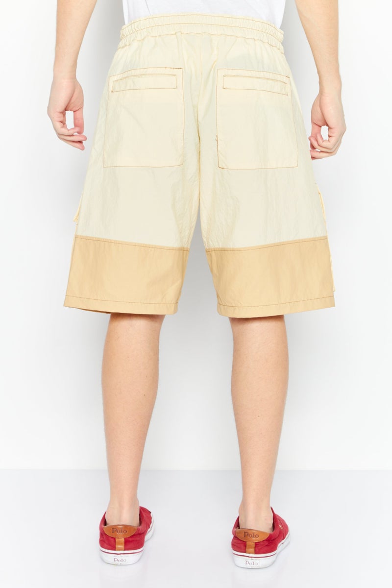 Men Regular Fit Embroidered Logo Cargo Short, Beige