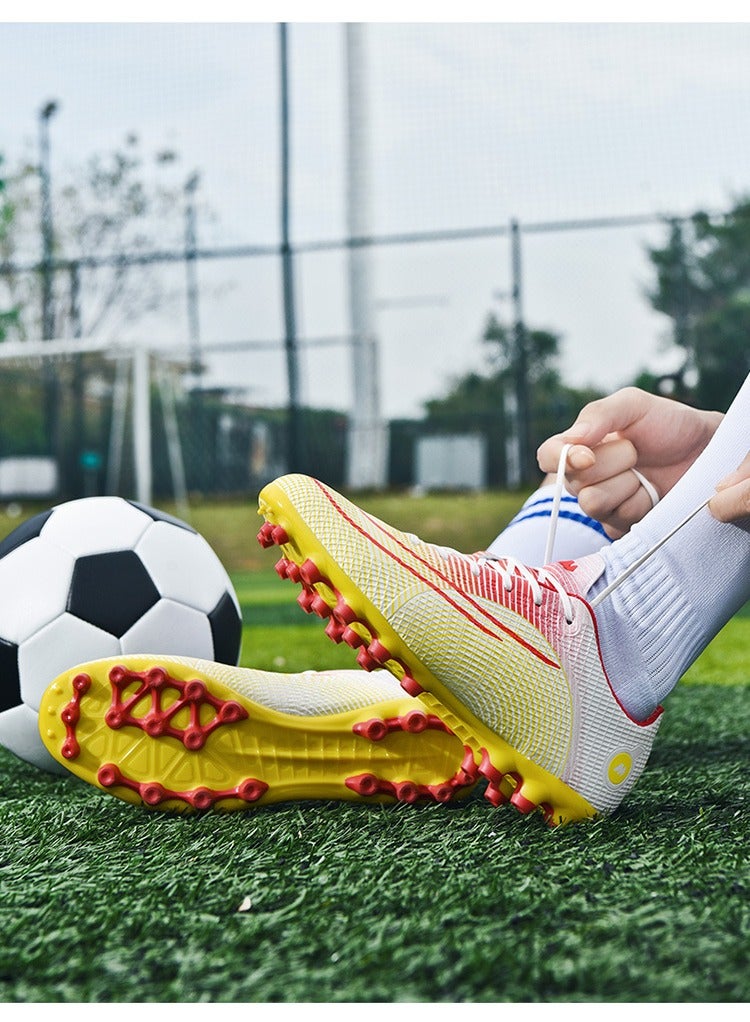 Men's football shoes, suitable for outdoor and indoor professional teenage boy football shoes, men's and women's universal football shoes.