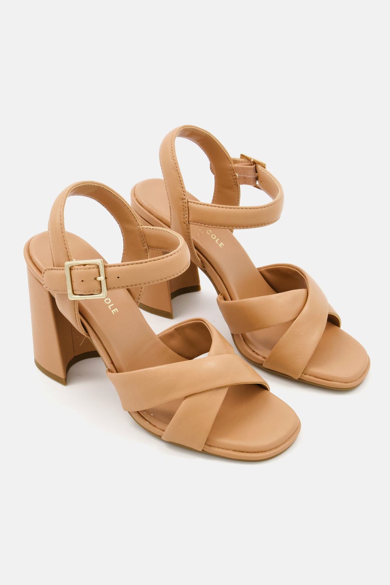 Women Adjustable Buckle Sandal, Tan