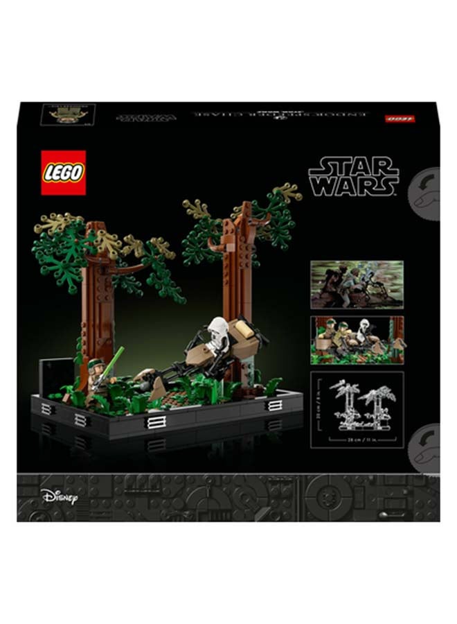 Star Wars Endor Speeder Chase Diorama 75353 Building Set 608 Pieces 608 Pieces (Ages 18+)