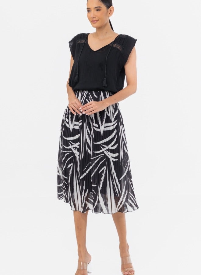 Black and White Pleated Midi Skirt - High-Waisted Abstract Print Skirt