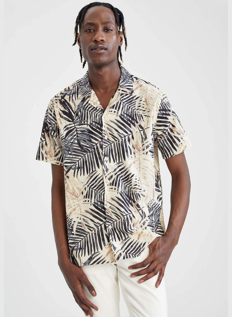 Man Regular Fit Apache Neck Woven Short Sleeve Shirt