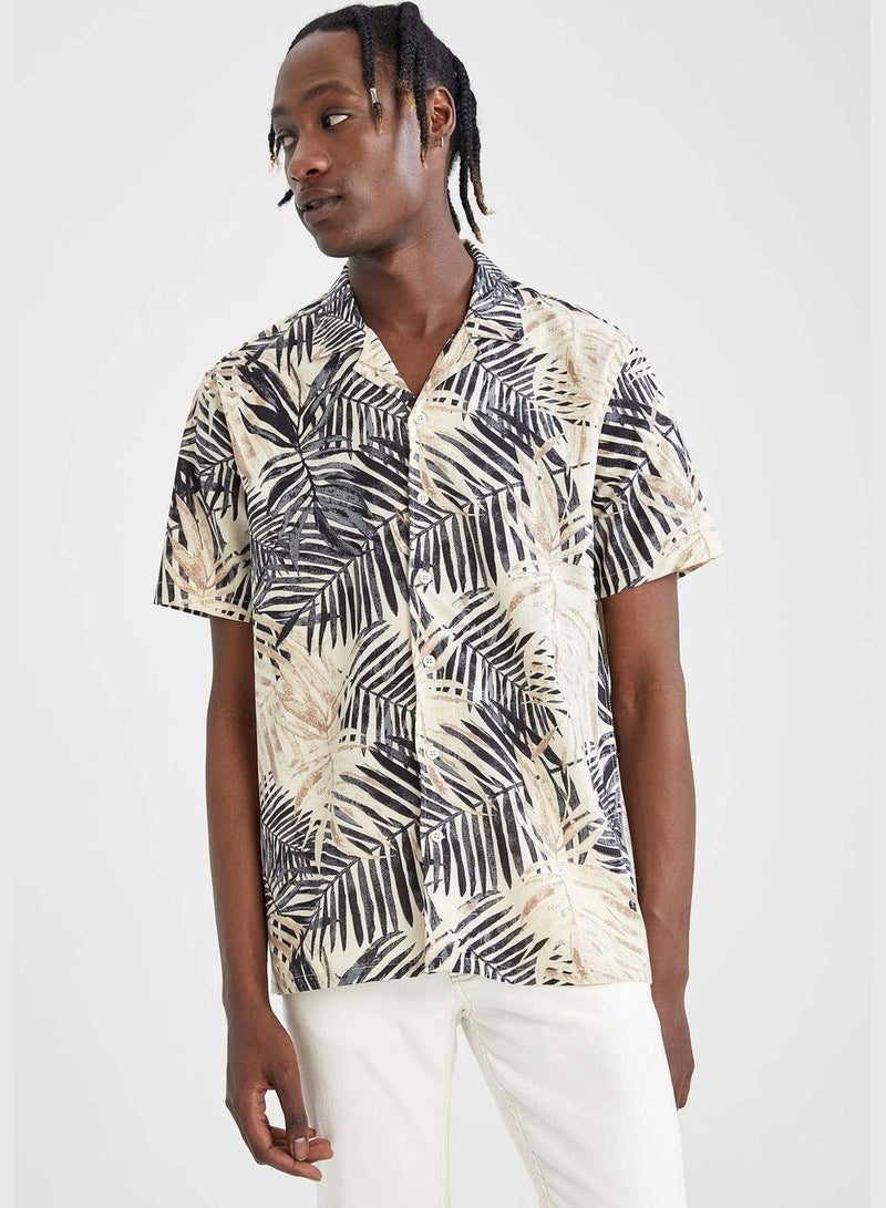 Man Regular Fit Apache Neck Woven Short Sleeve Shirt