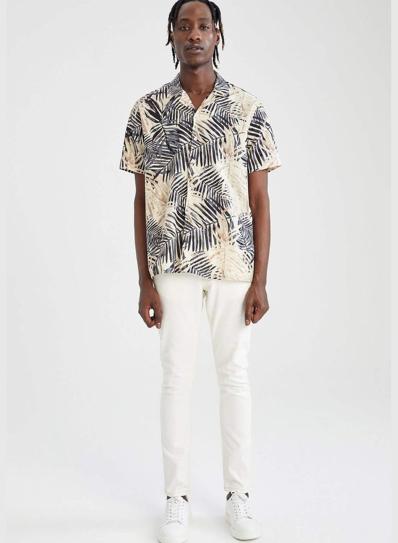 Man Regular Fit Apache Neck Woven Short Sleeve Shirt