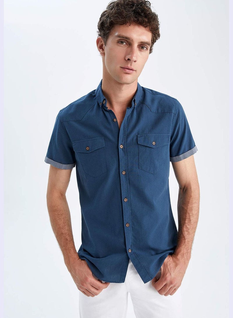 Man Slim Fit Polo Neck Woven Short Sleeve Shirt