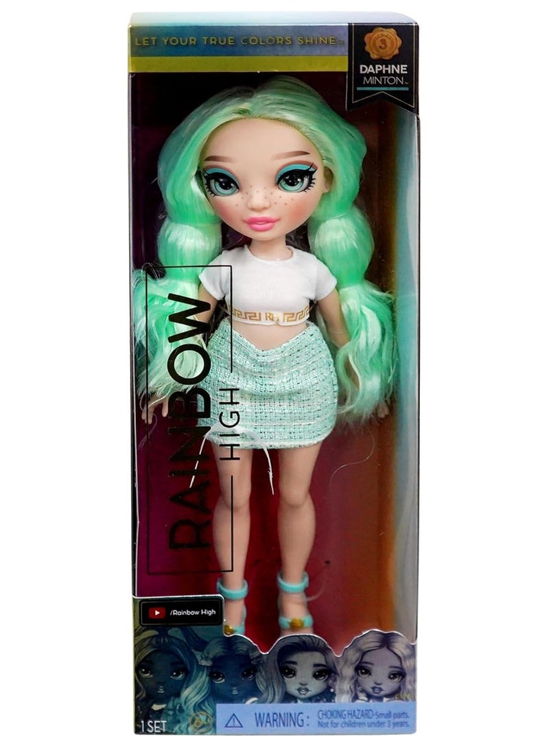 Fashion Doll S3 - Daphne Minton