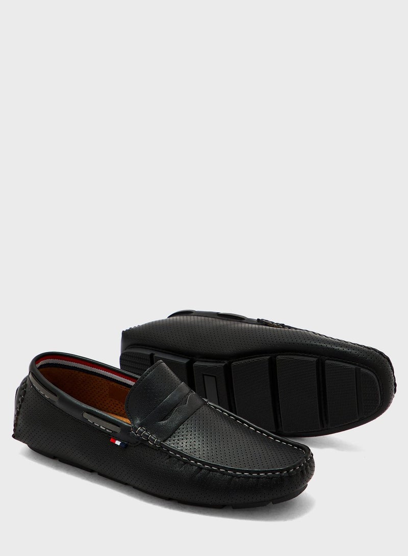 Webbing Highlight Perforation Texture Formal Loafers