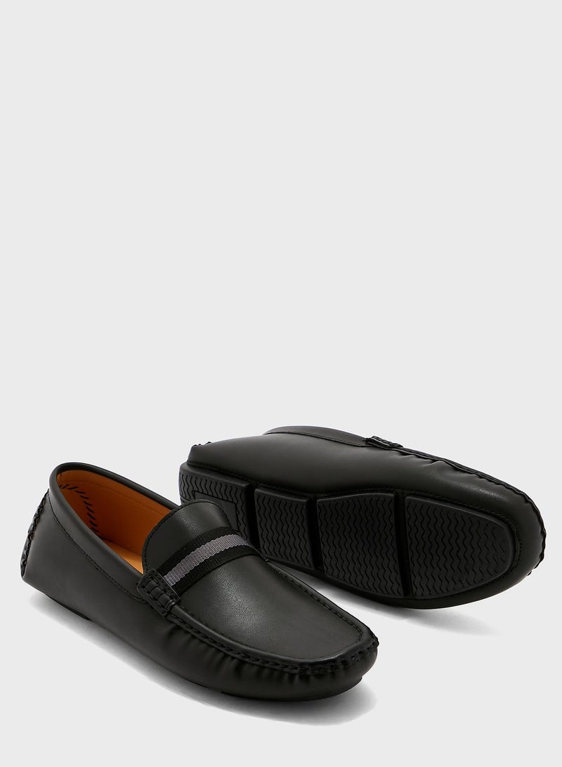 Webbing Saddle Detail Formal Moccasins