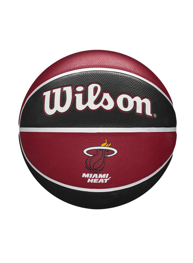 NBA Team Alliance Basketball Miami Heat - Size 7 for +12 years old and Adults - Red/Black