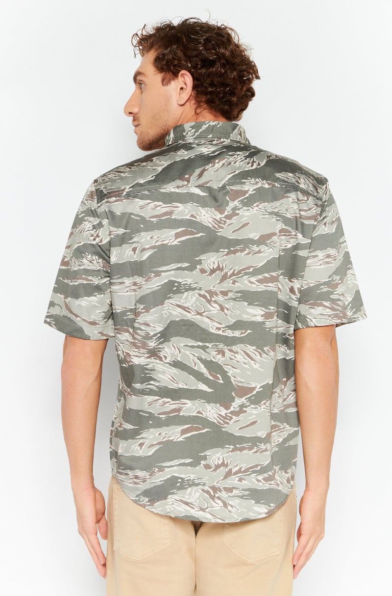 Men Regular Fit Allover Print Long Sleeves Casual Shirt, Green Combo