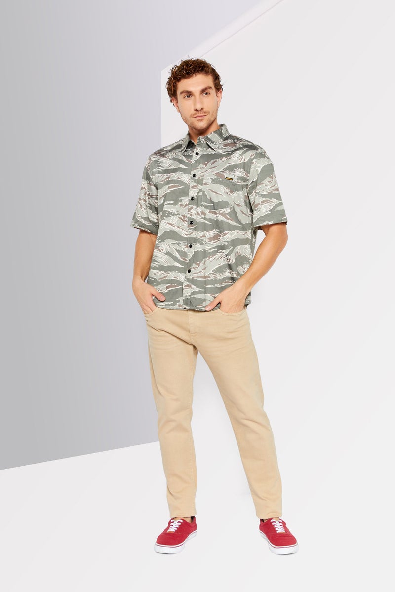 Men Regular Fit Allover Print Long Sleeves Casual Shirt, Green Combo