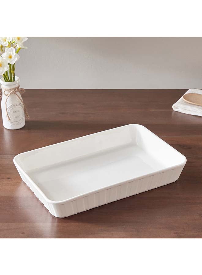 Supreme Rectangular Dish 35.5 x 5.5 x 23 cm