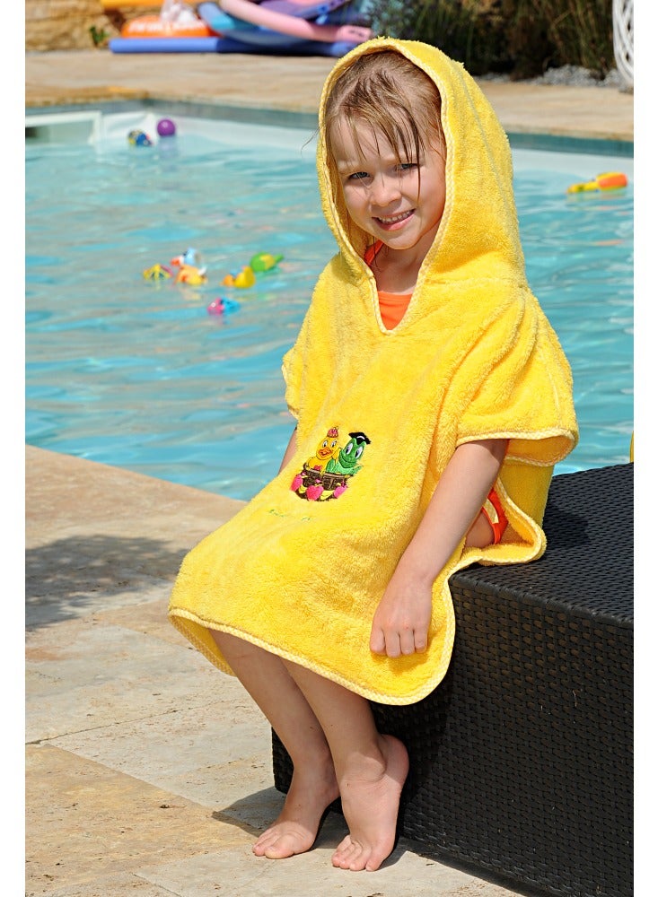 Freds Swim Academy Poncho Soft Welsoft Polyester with Fred & Gina Motif Approximately 60 x 55 cm Yellow