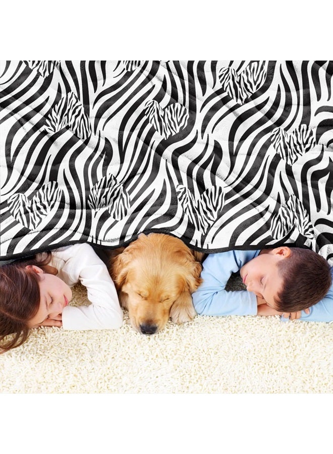 Zebra Blanket, Black White Soft Fleece Blanket Throws, Flannel Zebra Animal Print Blanket with Hearts, Cozy Warm Lightweight Fuzzy Plush Gifts for Mother Adults, Home Bedroom Couch Nap, 50
