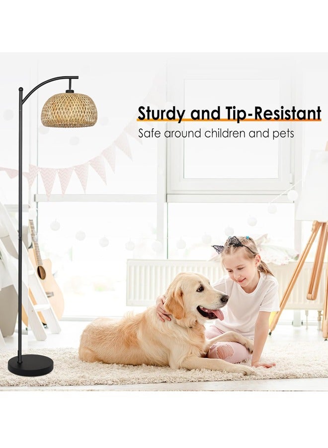 Classic Design Rattan Handwoven Lamp Shade Tall Standing Floor Lamp with Foot Switch Industrial Wicker Floor Lamp for Bedroom Living Room Home Office Decoration