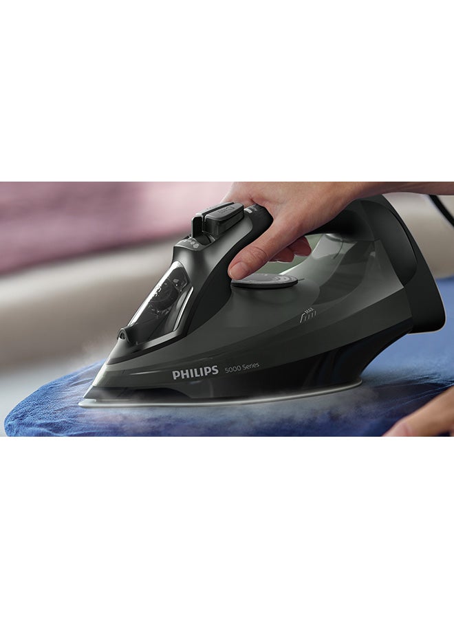 Steam Iron Series 5000 - 45g/min Continuous Steam, 320 ml 2600 W DST5040/86 / DST5040 Black