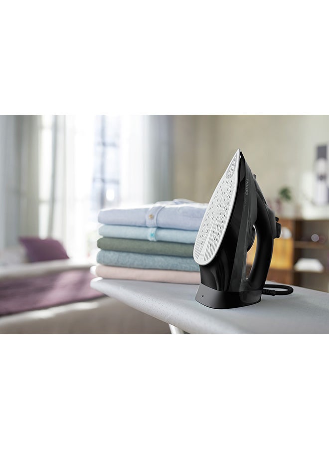 Steam Iron Series 5000 - 45g/min Continuous Steam, 320 ml 2600 W DST5040/86 / DST5040 Black