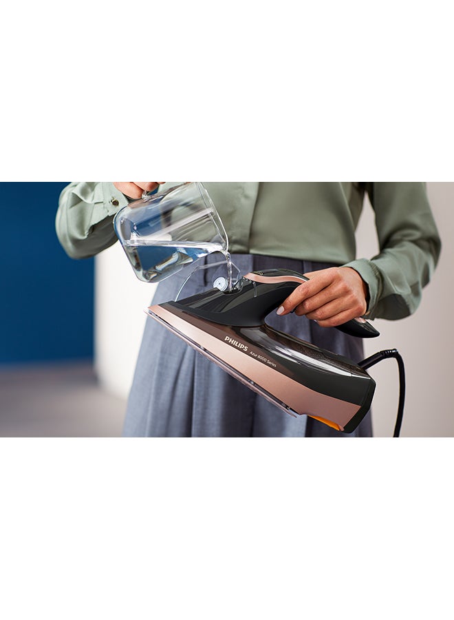 Steam Iron Series 8000 - 80g/min Continuous Steam, 350 ml 3000 W DST8041/86 Gold/Black