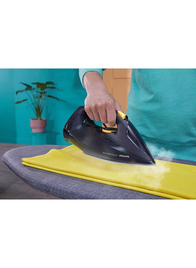 Steam Iron 7000 Series - 55g/min Continuous Steam, 250g Steam Boost, SteamGlide Elite Soleplate, Auto-Off, Vertical Steam, Drip Stop, 3000 W DST7060/26 Blue/Yellow