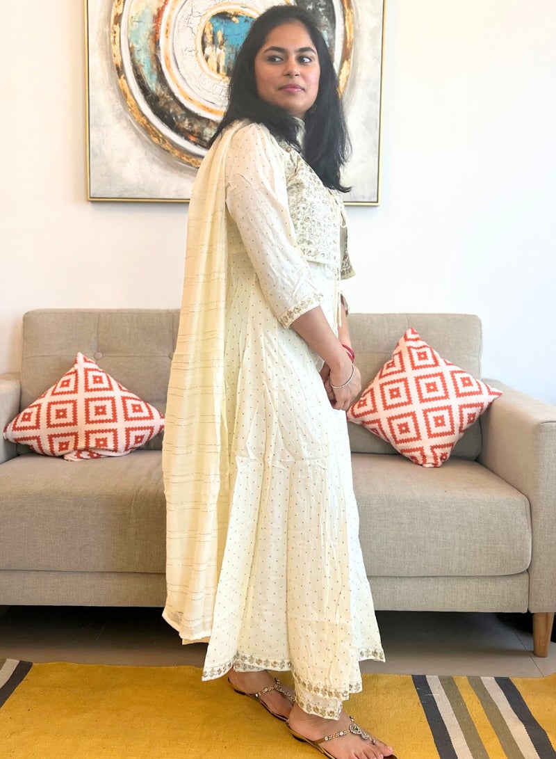 IndHeritage - Eid kurti set collection - premium cotton 3pc kurti / kurta / salwar set with embroidered jacket & sleeves - White women's 3pc kurti set with pants & dupatta - Indian Kurti Set IDH00107