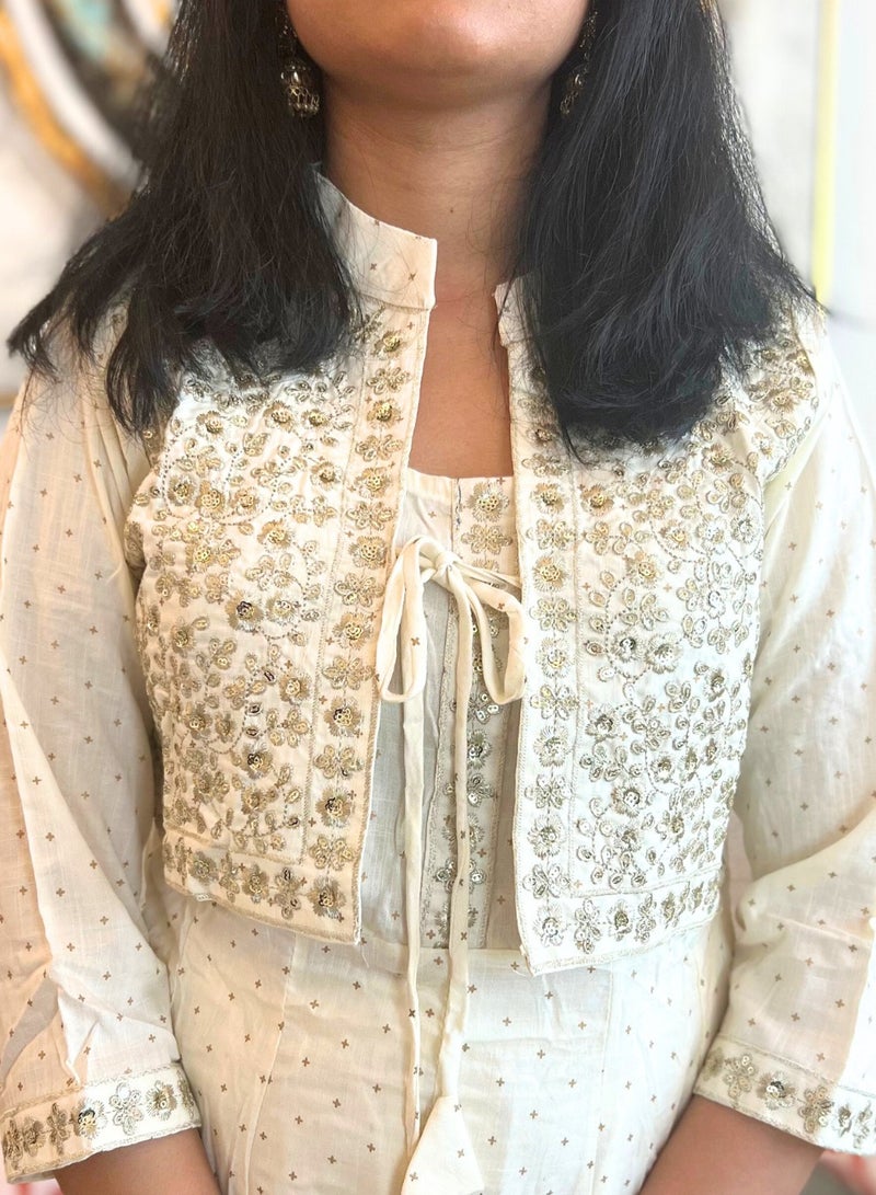 IndHeritage - Eid kurti set collection - premium cotton 3pc kurti / kurta / salwar set with embroidered jacket & sleeves - White women's 3pc kurti set with pants & dupatta - Indian Kurti Set IDH00107