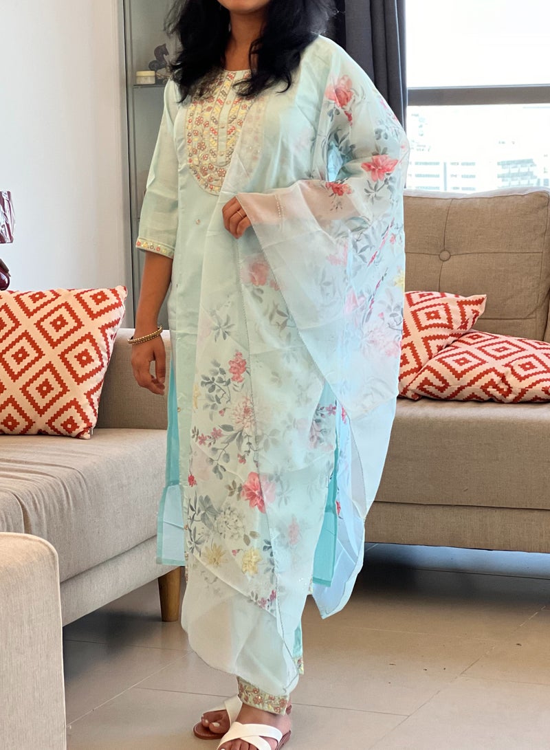 IndHeritage - Eid kurti set collection - Premium light blue colour rayon silk 3pc kurti set / salwar suit with floral embroideries & embellishments - Comes with top, pants & dupatta - Indian Kurti Set IDH00176