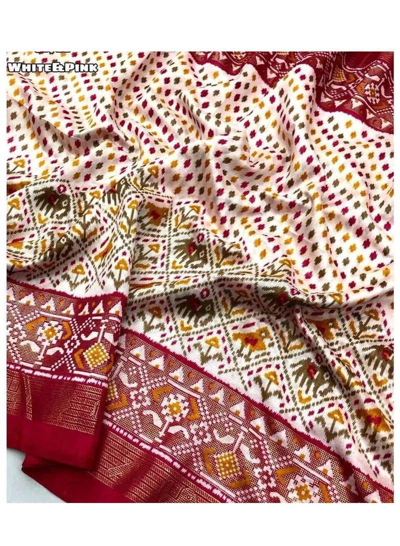 White Dola Silk Patola Print With Foil Printed Border And Pallu Plus Unstitched Contrast Blouse