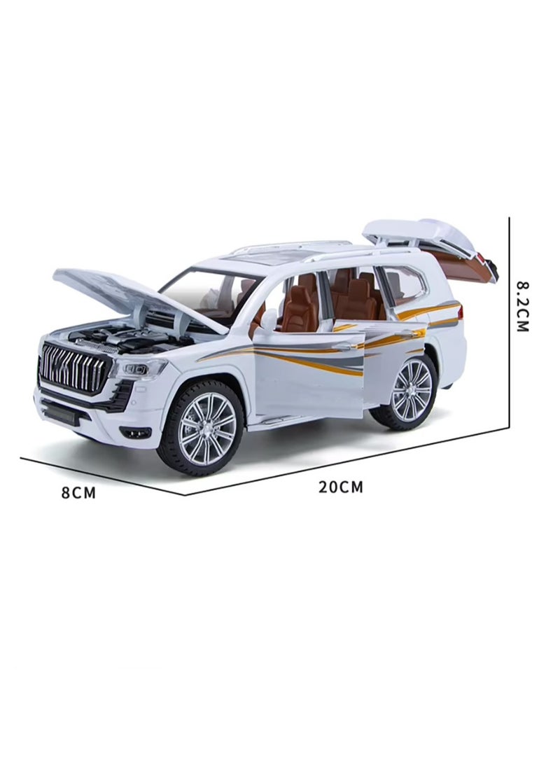 Pull Back Action  1:24 Scale Model Door Openable Diecast Metal Simulation Model Toy Car with Light And Sound