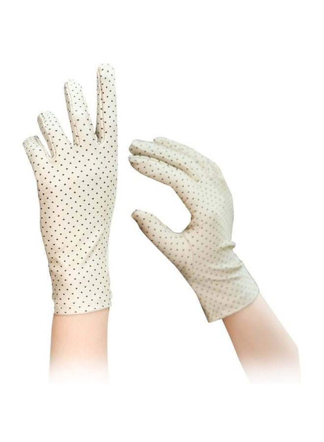 Pair Of 6 UV Protective Gloves