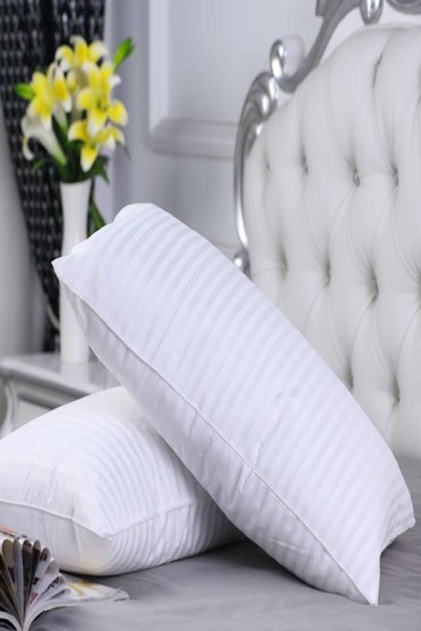 Soft Stripe Hotel Pillow 1.5 Kg Size 50 X 75 Cm P3