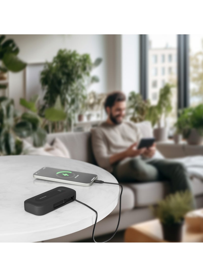 10000mAh Power Bank 58cm Retractable Cable Type-C Input & Output / PD 22.5W / Always on Display / Simultaneous Charging / Quick Charge Function / Multi-Port Output - Black