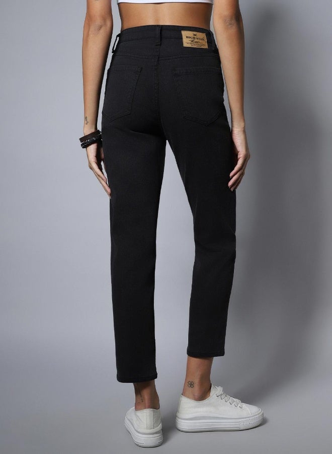 Women’s Black Jeans – Classic and Comfortable