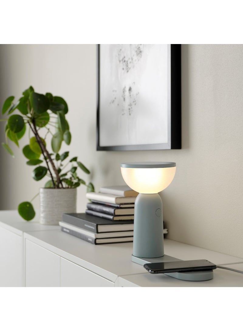 LED mobile lamp w wireless charging